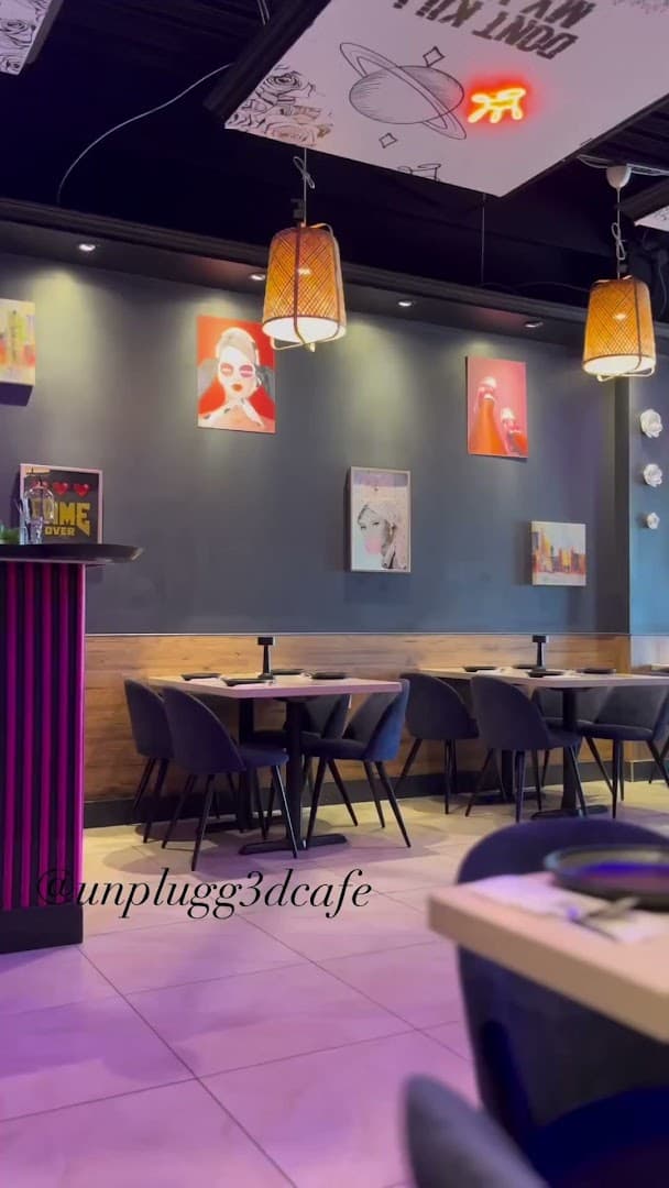 Unplugged Cafe & Bar | Authentic Indian & Hakka Restaurant in Scarborough 8