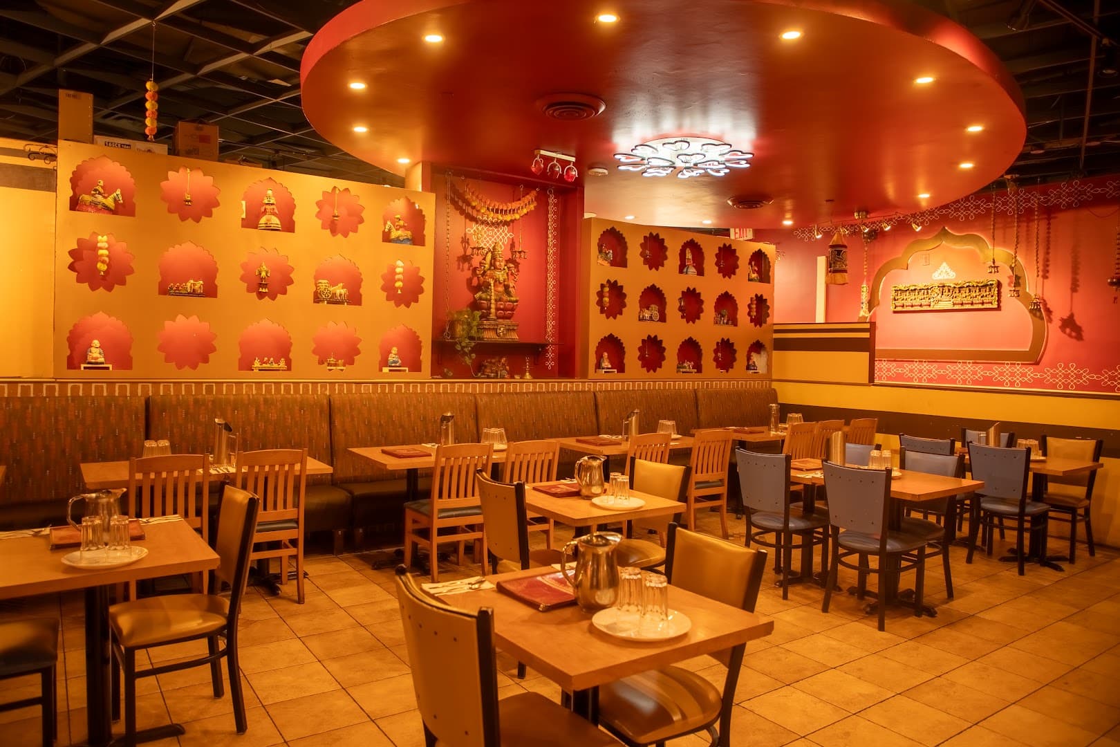 Annalakshmi Toronto - South Indian Vegetarian Restaurant 7