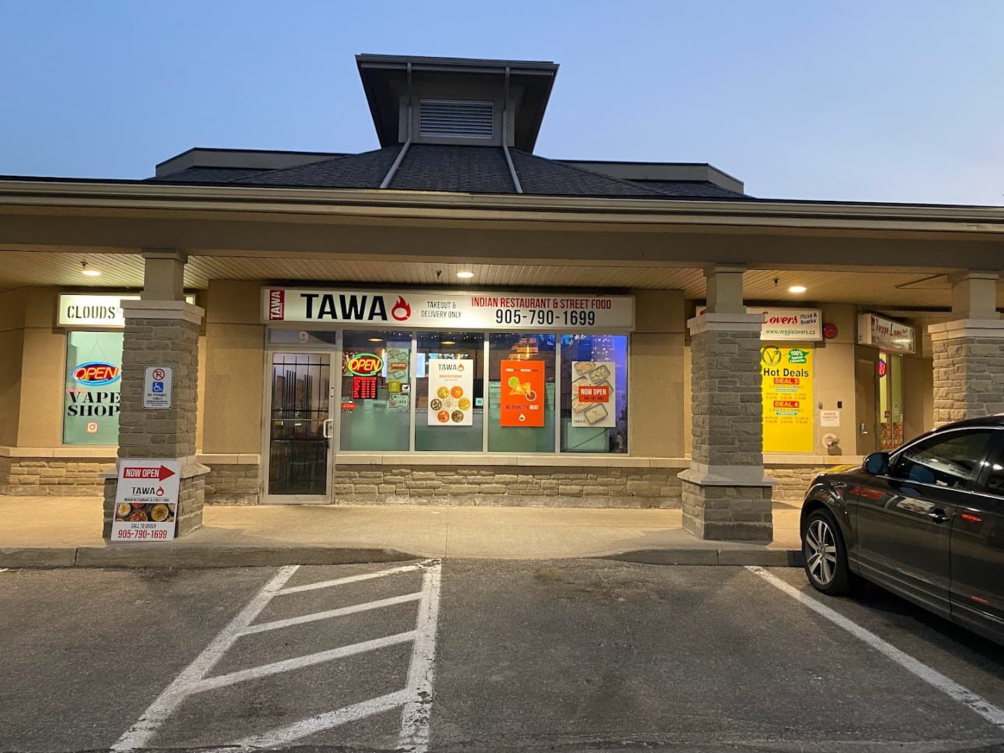Tawa Kitchen | Best Punjabi restaurant in Brampton 1